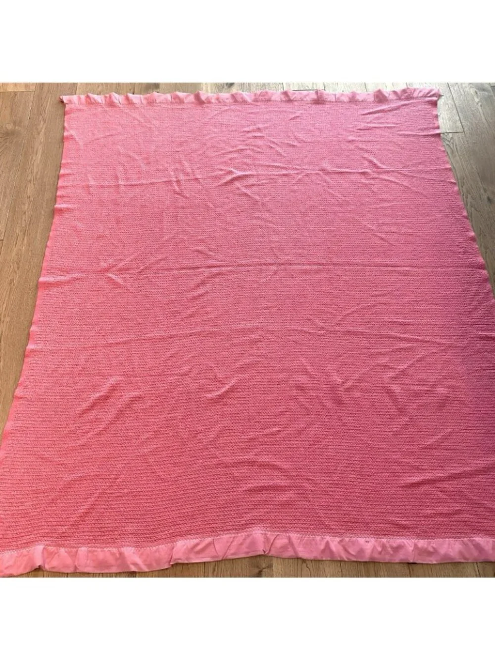 Vintage Acrylic Waffle Weave Blanket Pink Satin Trim 82L x68W